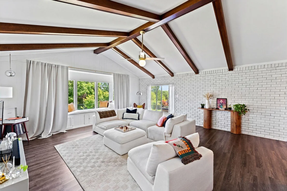 Photo of 906 Rocky Spring RD