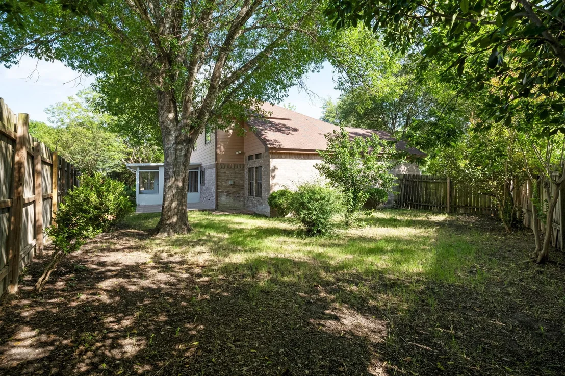 Photo of 1106 Split Oak CV