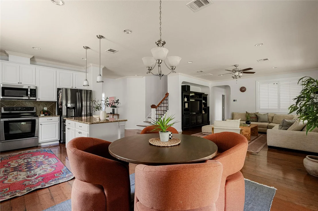 Photo of 212 Camperdown Elm DR