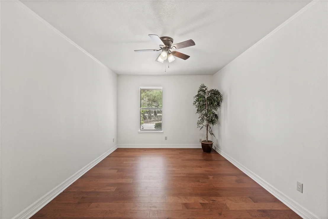 Photo of 11105 Highview DR