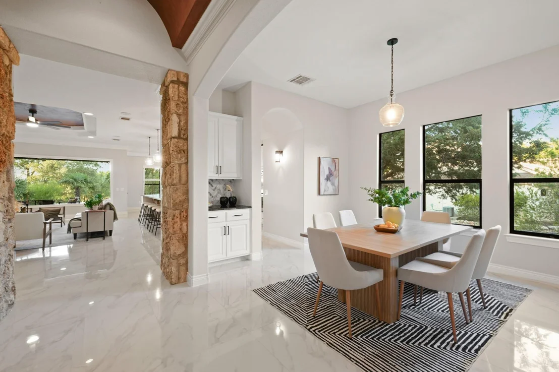 Photo of 106 Cactus Bend CV