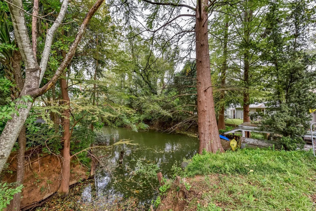 Photo of 1800 Rockcliff RD