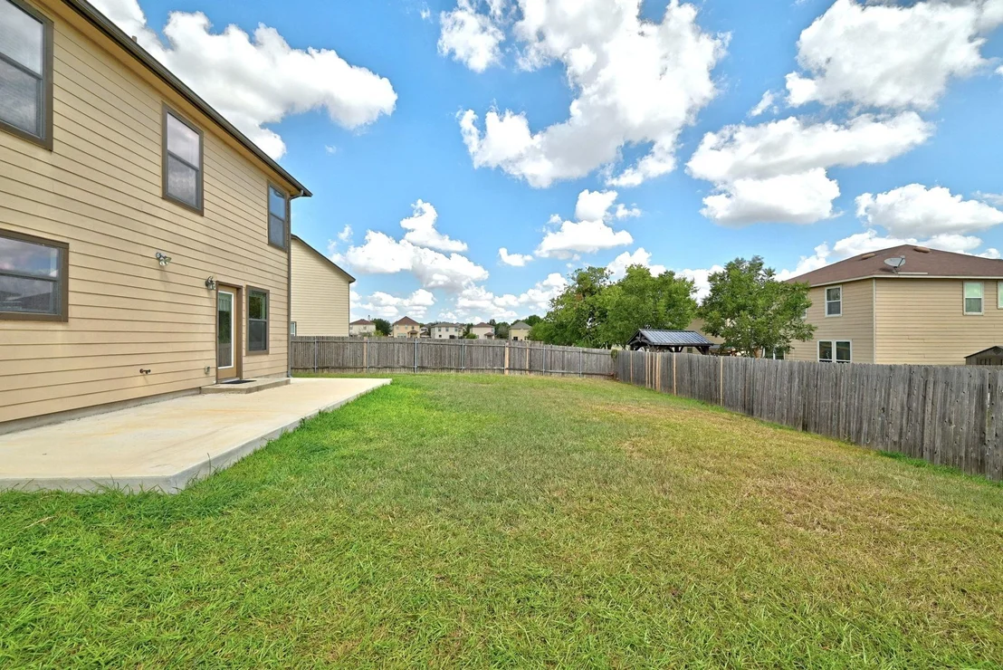 Photo of 290 Cushman DR
