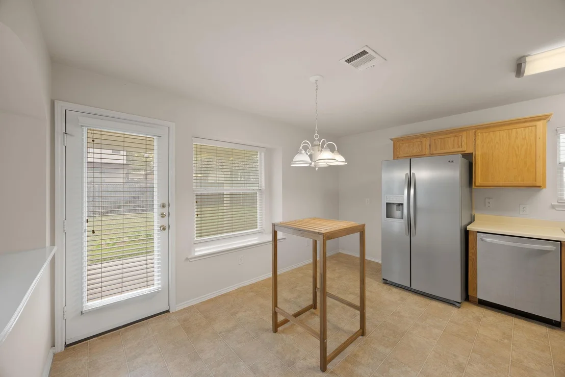 Photo of 904 Sally Lunn WAY