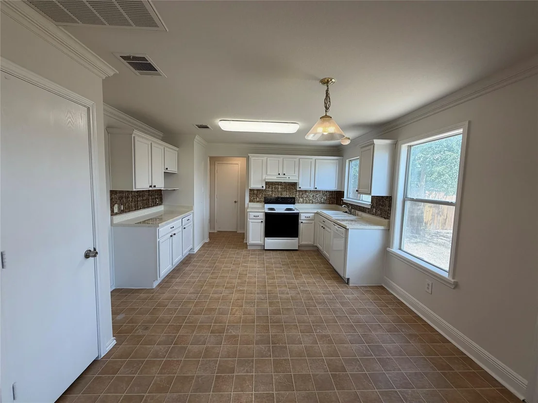 Photo of 101 Gillespie LN