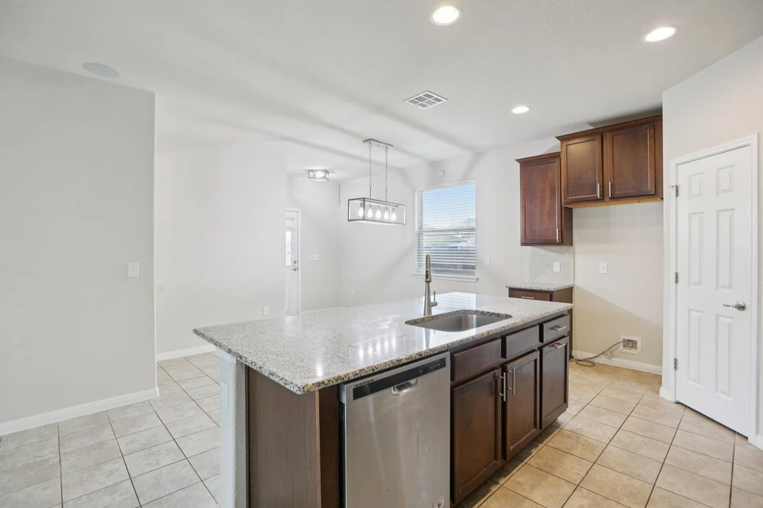 Photo of 176 Mayney LN
