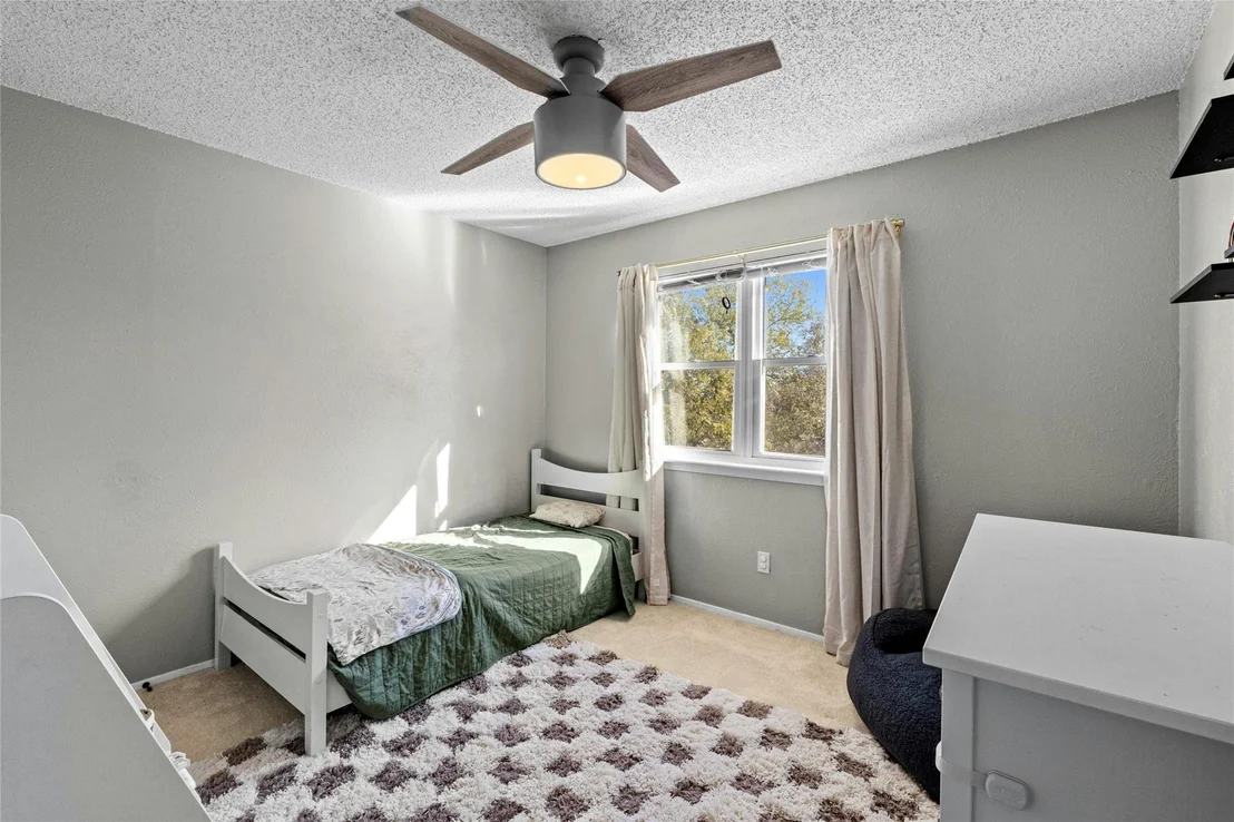 Photo of 1010 Huntridge DR