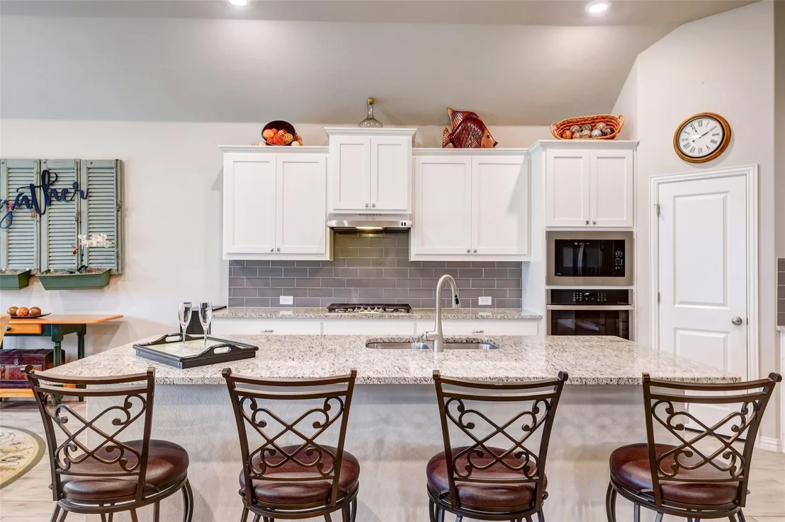 Photo of 285 Coyote Creek WAY