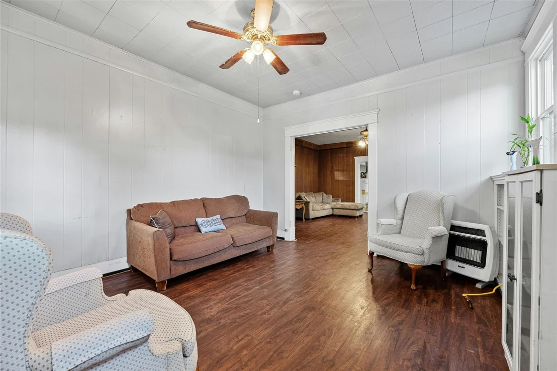 Photo of 1004 Vargas RD