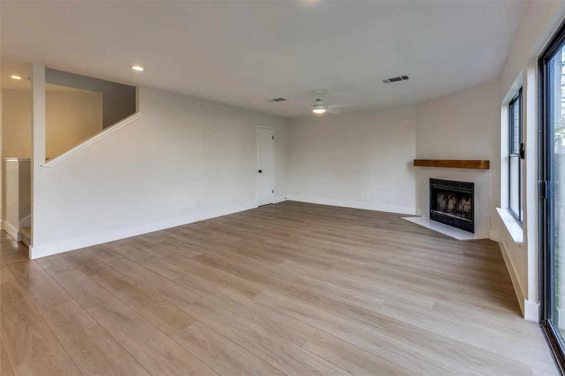 Photo of 2949 Donnell DR