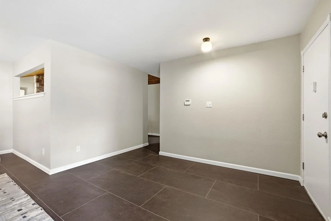 Photo of 9907 Oak Hollow DR