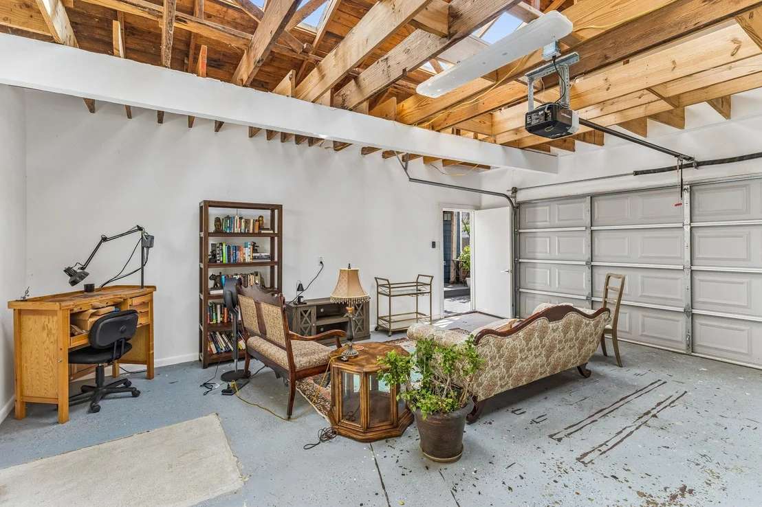 Photo of 4608 Wally Ave