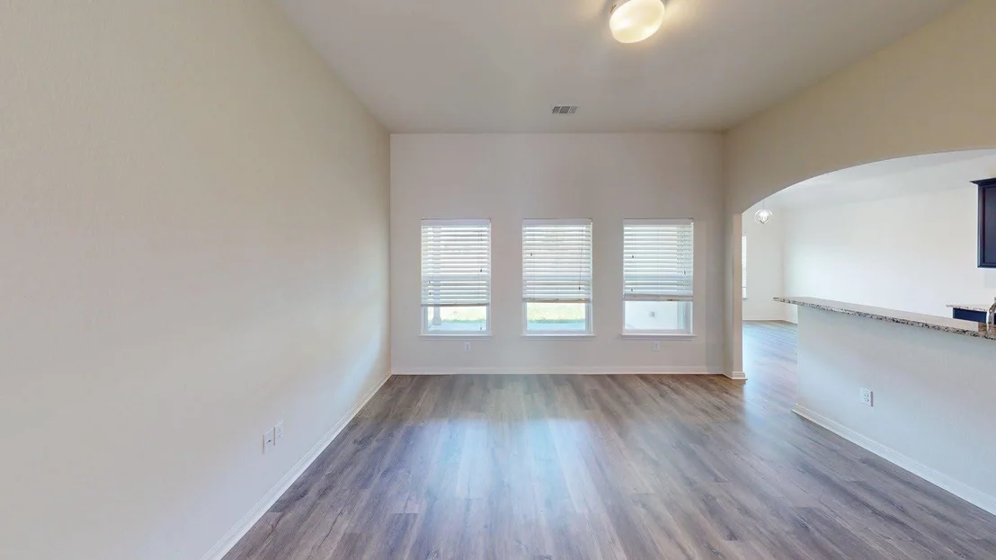 Photo of 1531 Twin Estates DR