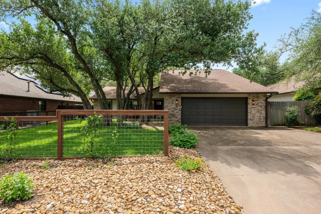 Photo of 9203 Amanda DR