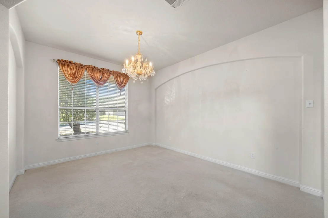 Photo of 10005 MOUNT RAINIER DR