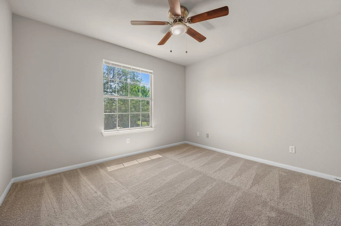 Photo of 215 Gainer DR