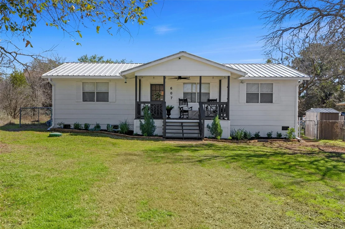 Photo of 607 Littlewin