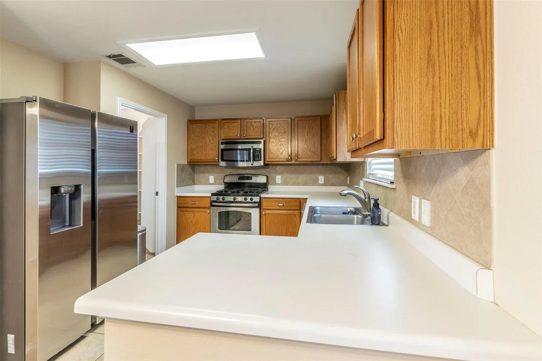 Photo of 102 Remington DR