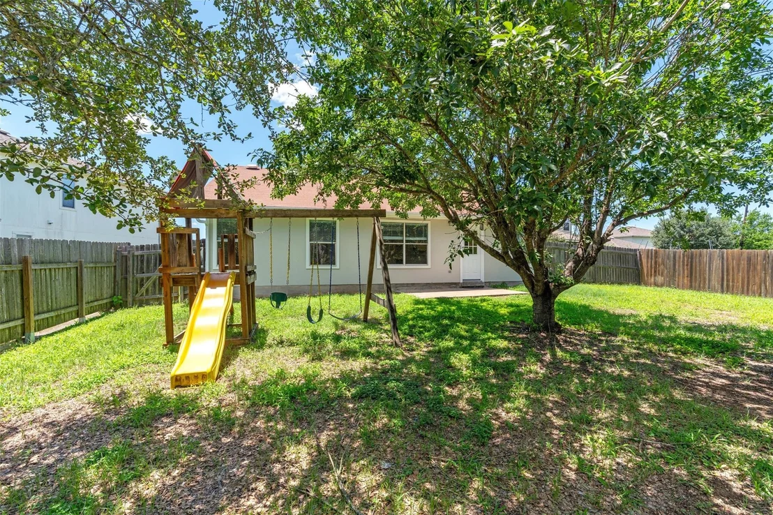 Photo of 620 Lavaca LOOP