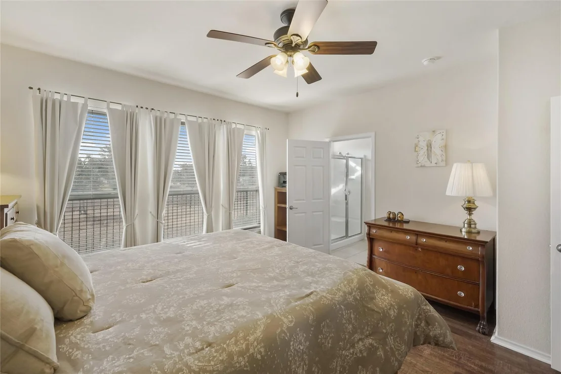 Photo of 113 Hampton CIR
