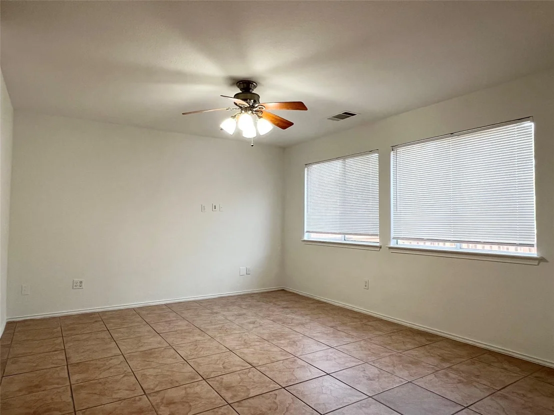 Photo of 1032 Doras DR