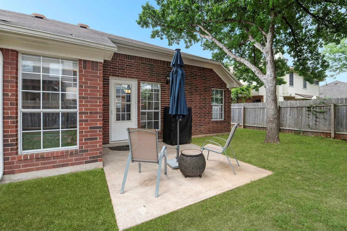 Photo of 1111 Pebble Brook RD