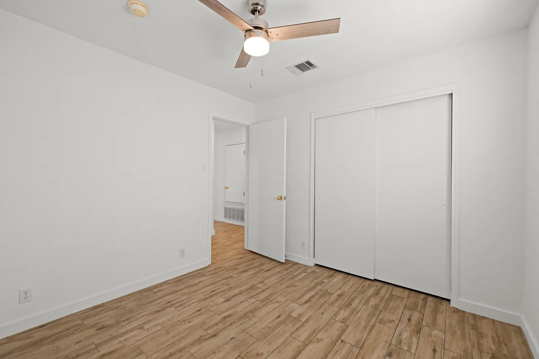 Photo of 105 Stanford DR