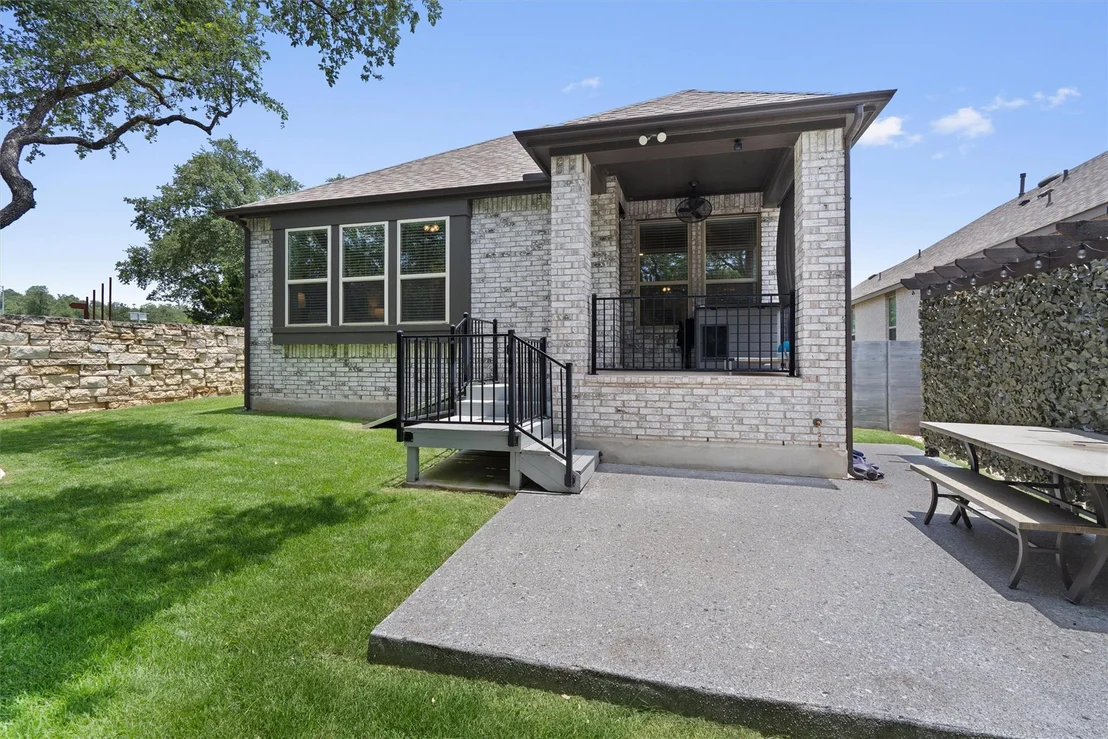Photo of 104 Arrowhead Mound RD