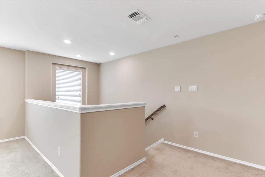 Photo of 1059 Toltec TRL