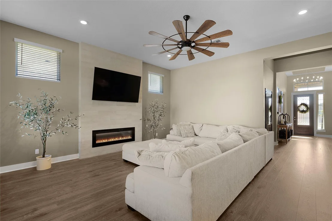 Photo of 1417 Bermuda DR