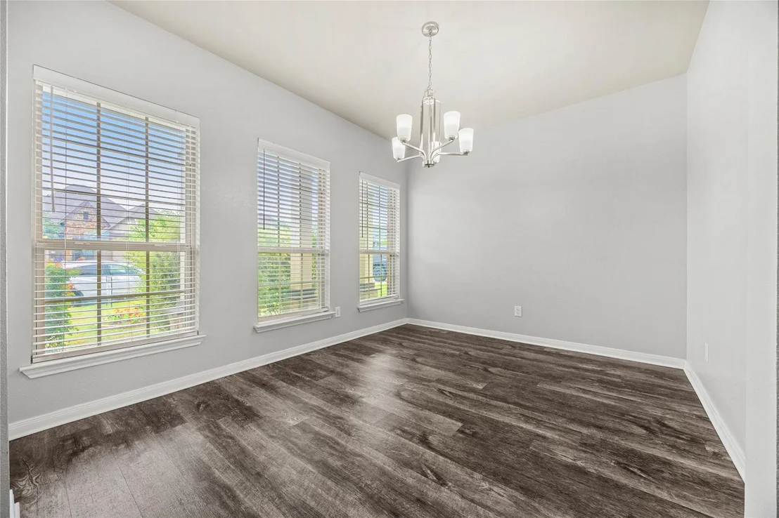 Photo of 1811 Ashburn DR