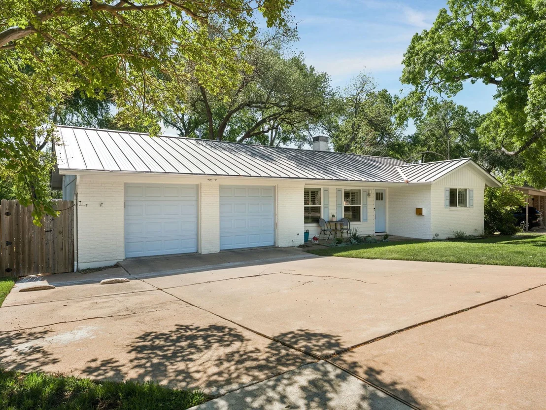 Photo of 5905 Marilyn DR