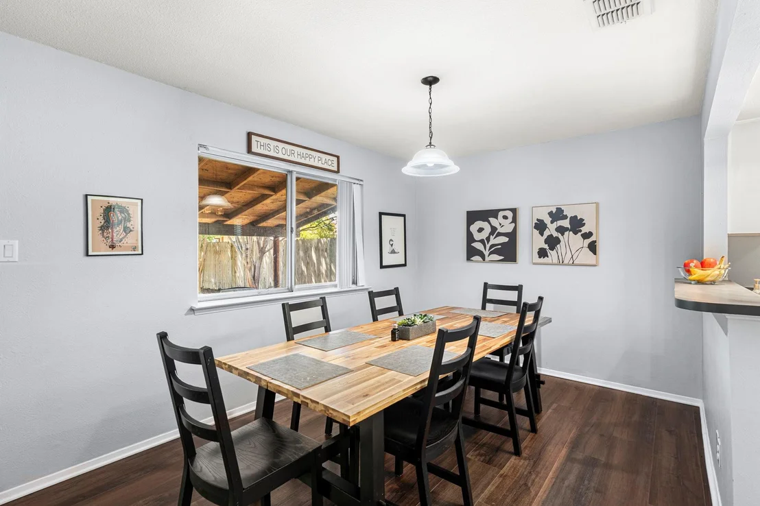 Photo of 907 Cactus DR