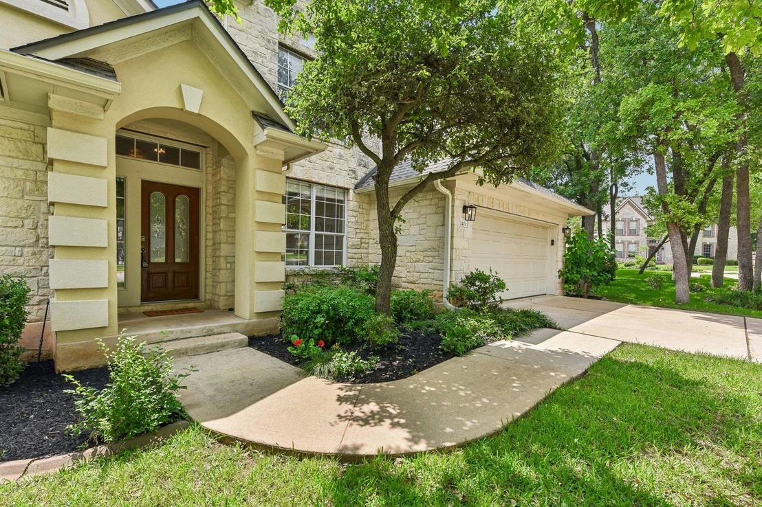 Photo of 2401 Berwick CV