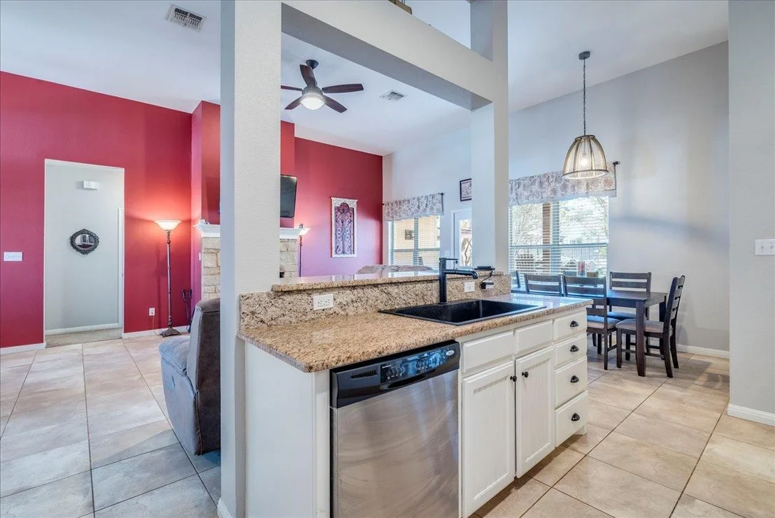 Photo of 11 Rhapsody LN