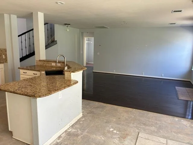 Photo of 825 Barefoot CV