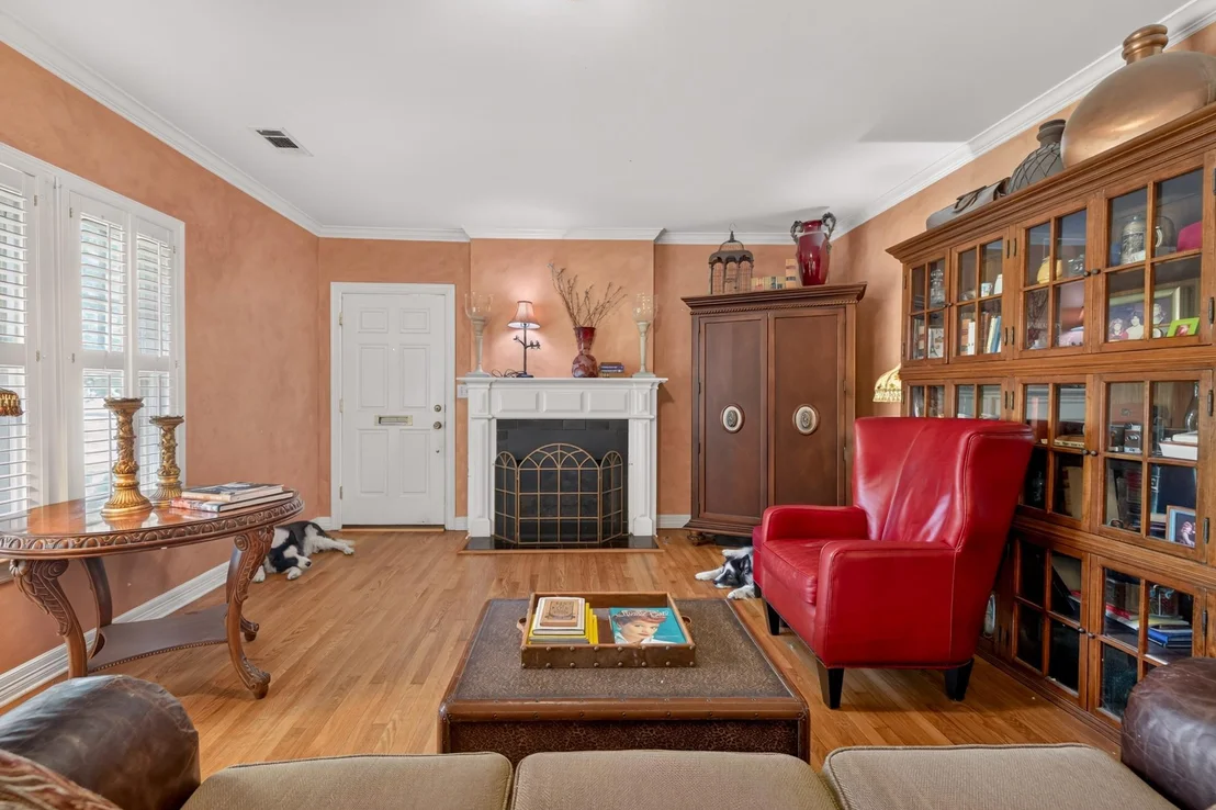 Photo of 4214 Sinclair Ave