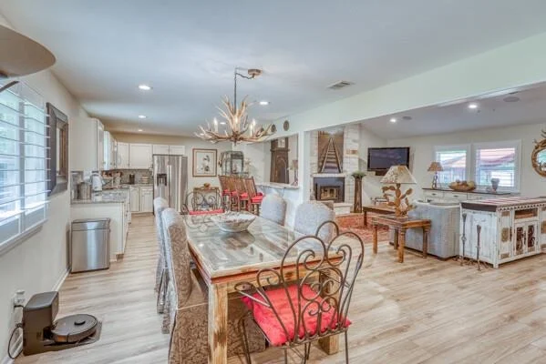 Photo of 215 E McGee TRL