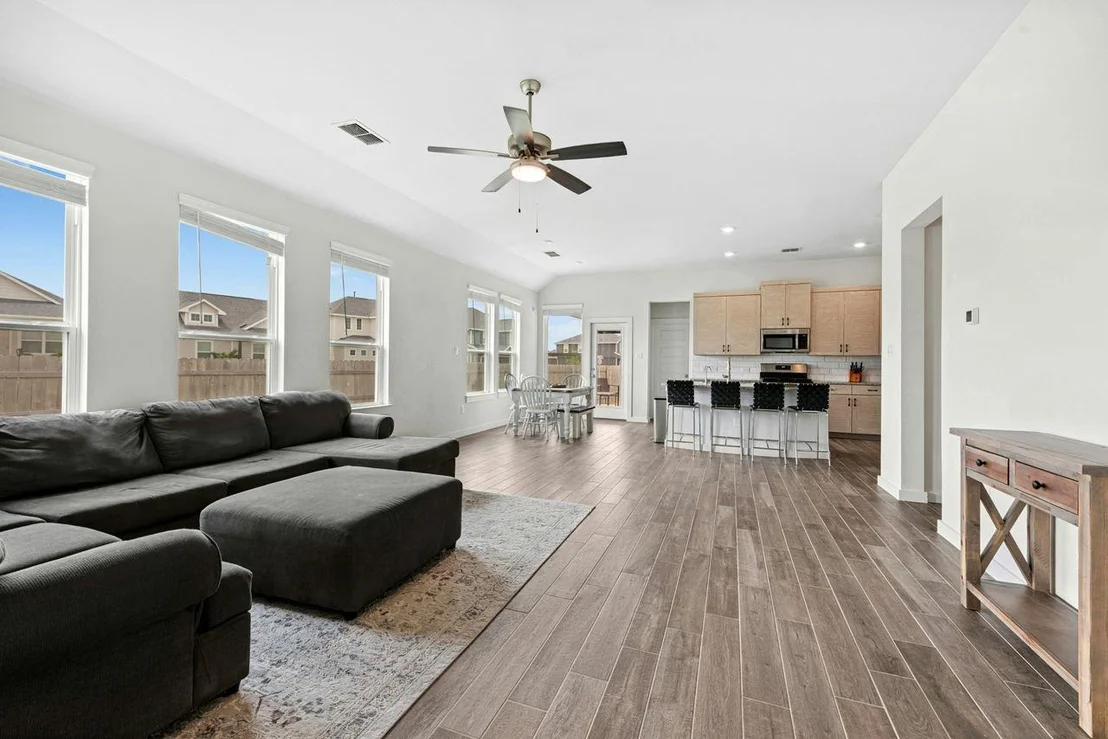 Photo of 180 Yellowstone DR