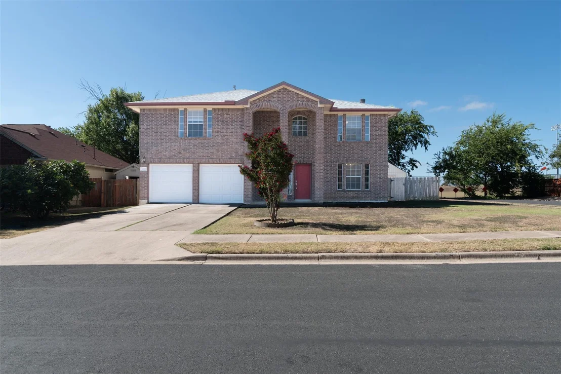 Photo of 1601 Lantana DR