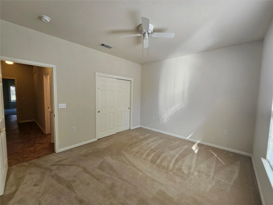 Photo of 211 Red Poppy TRL