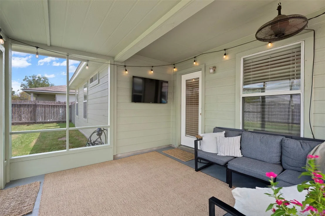 Photo of 214 Jennifer LN
