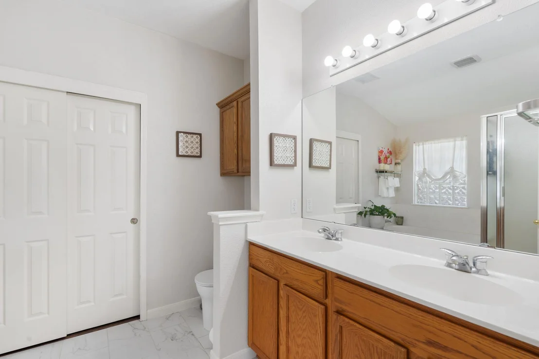 Photo of 809 LA CREMA CT