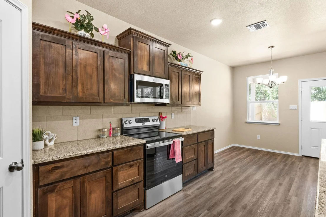 Photo of 1348 Lindsey DR