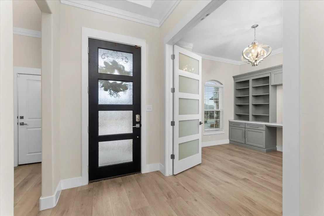 Photo of 3008 Legend Oaks BLVD