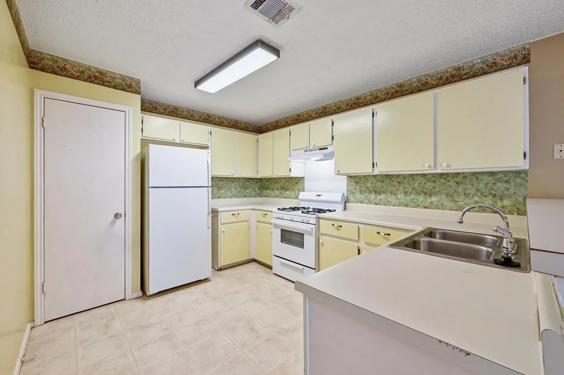 Photo of 14573 ROBERT I WALKER BLVD
