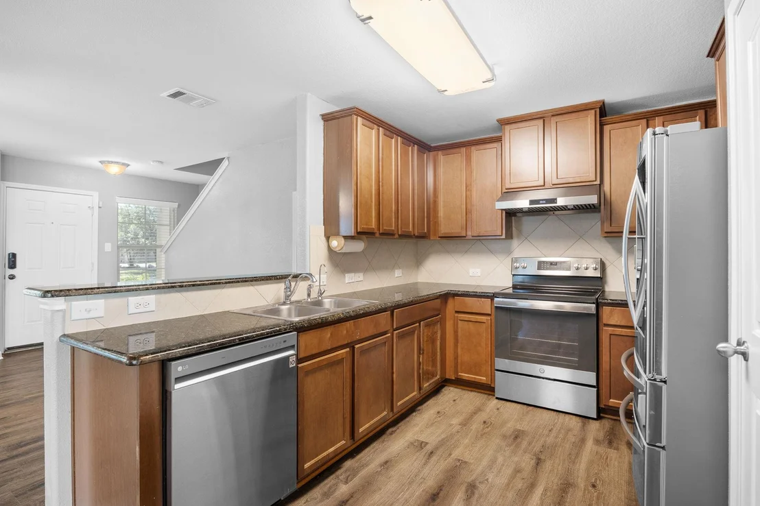 Photo of 212 McCoy LN