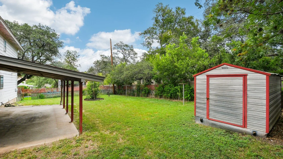 Photo of 8401 Tecumseh DR