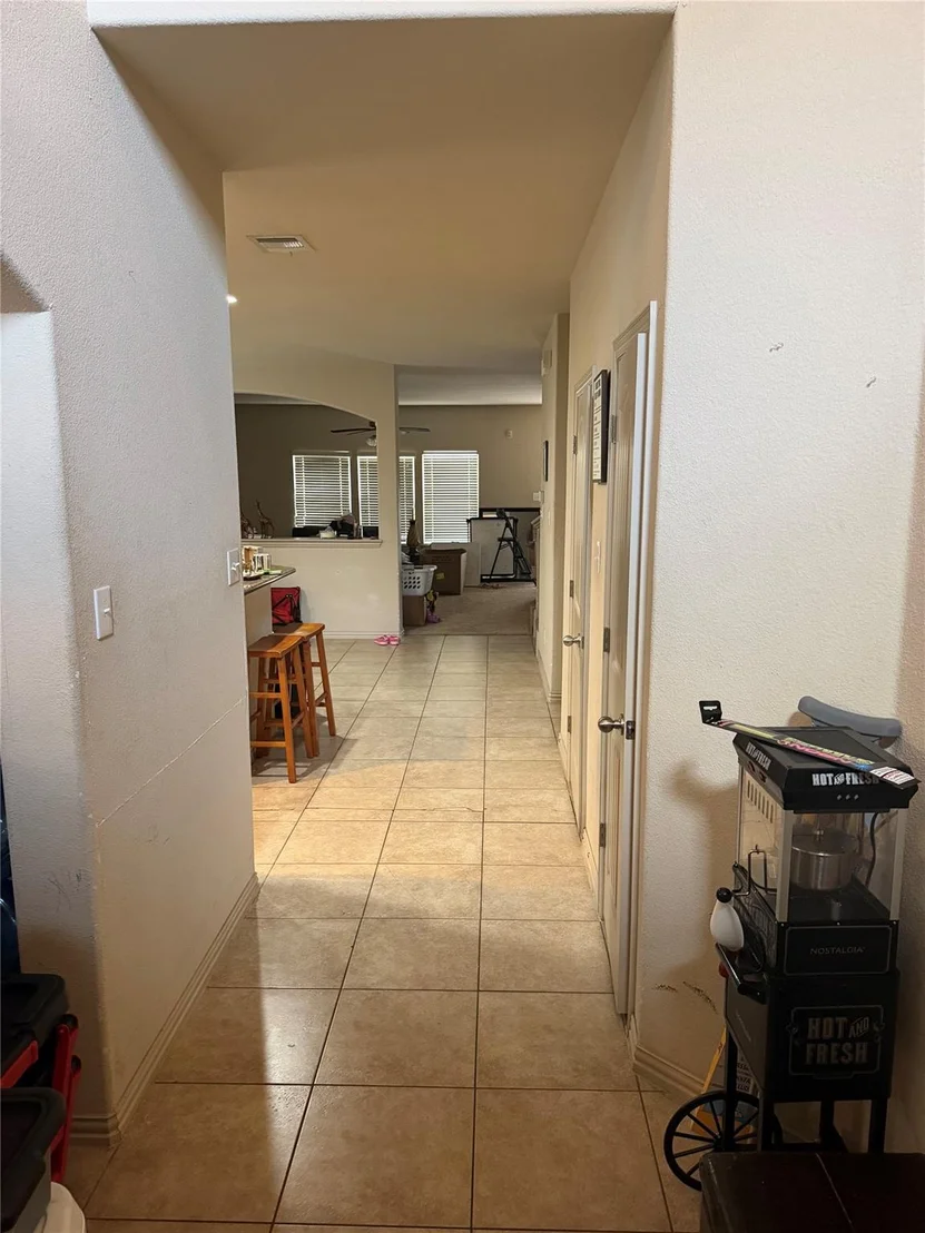 Photo of 2328 Ambling TRL