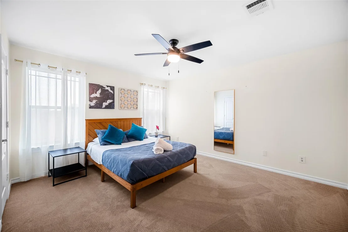 Photo of 321 Angel Oak ST